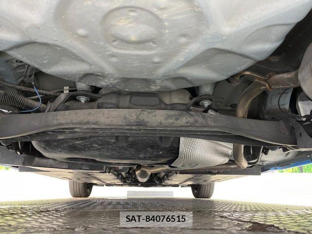 Toyota YARIS 2022-04 8662675-18