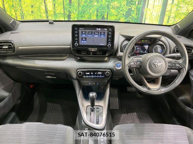 Toyota YARIS 2022-04 8662675-1