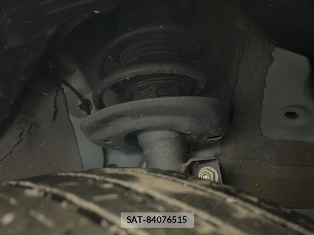 Toyota YARIS 2022-04 8662675-19