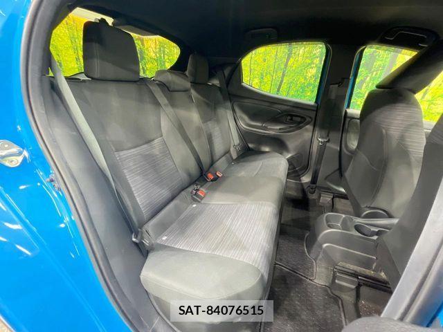Toyota YARIS 2022-04 8662675-8