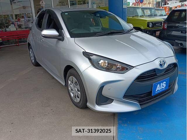Toyota YARIS 2021-08 8662677-3