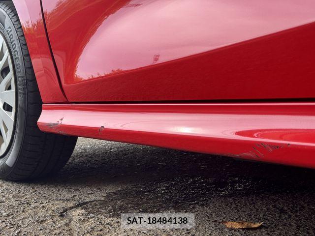 Toyota YARIS 2021-04 8662678-29