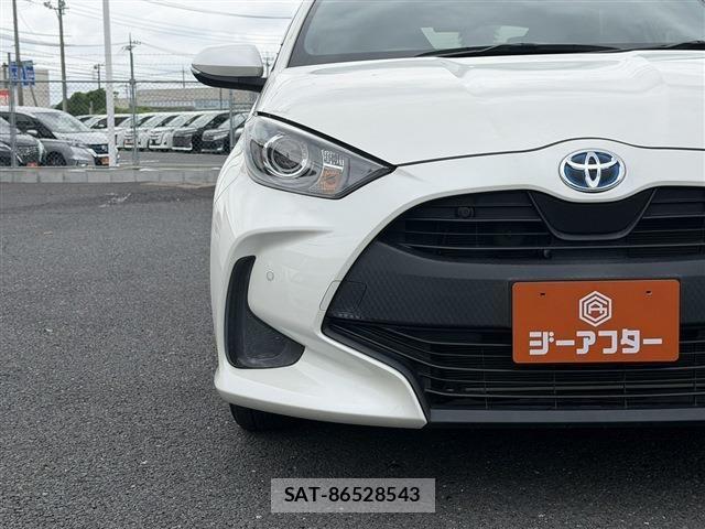 Toyota YARIS 2020-10 8687025-11
