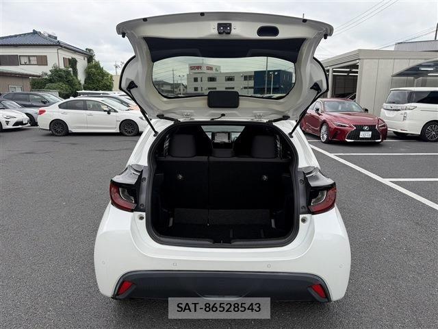 Toyota YARIS 2020-10 8687025-27