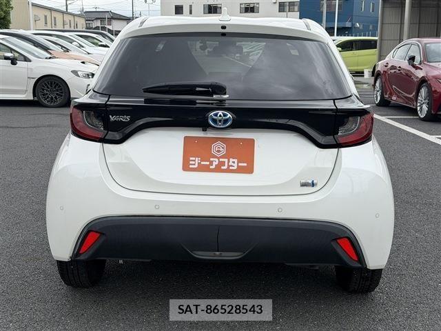 Toyota YARIS 2020-10 8687025-5