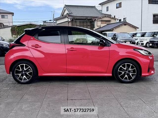Toyota YARIS 2020-09 8747126-10
