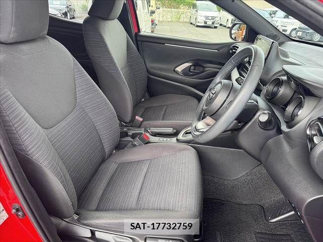 Toyota YARIS 2020-09 8747126-15
