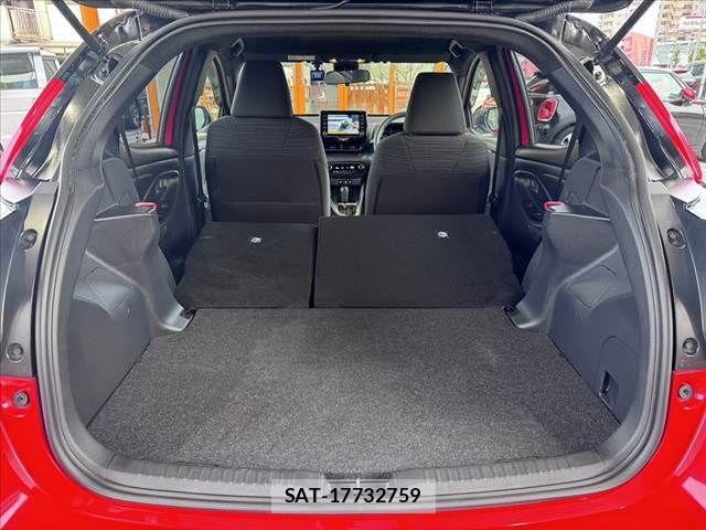 Toyota YARIS 2020-09 8747126-20