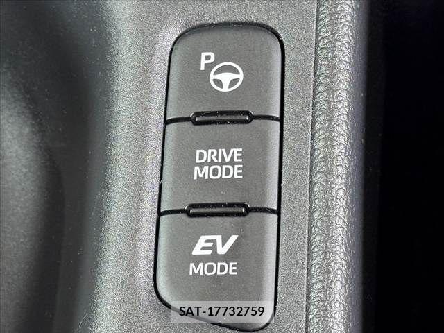 Toyota YARIS 2020-09 8747126-26
