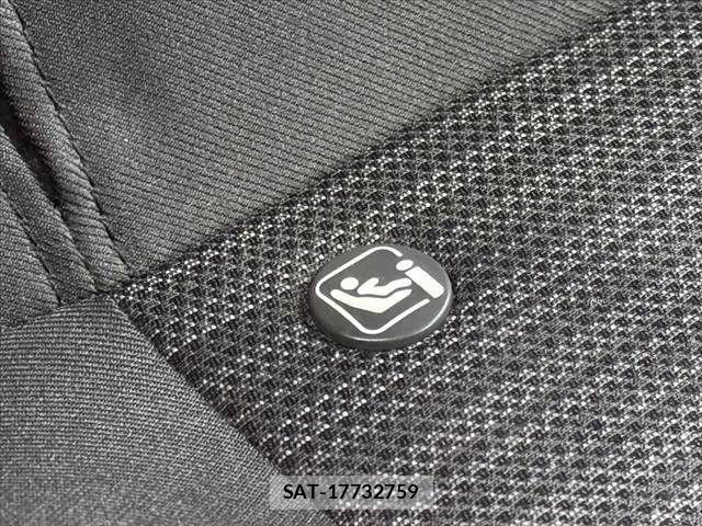 Toyota YARIS 2020-09 8747126-29