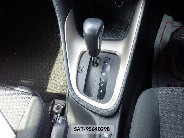 Toyota YARIS 2023-03 8747123-15