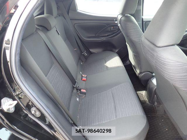 Toyota YARIS 2023-03 8747123-21