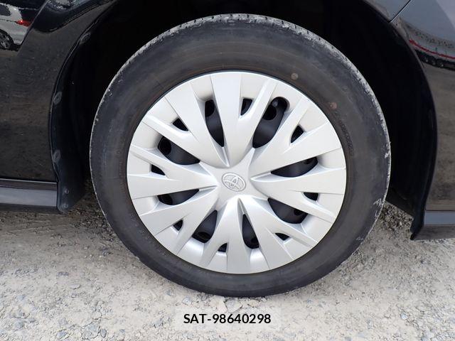 Toyota YARIS 2023-03 8747123-24