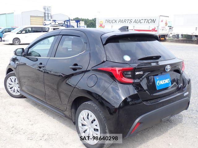 Toyota YARIS 2023-03 8747123-2