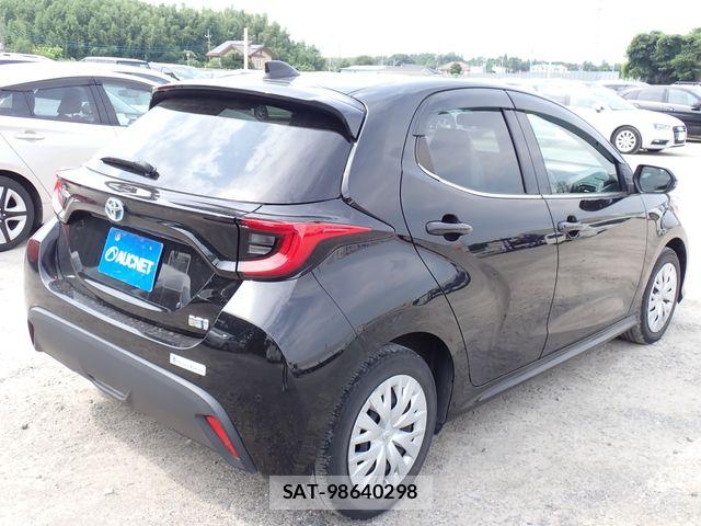 Toyota YARIS 2023-03 8747123-7