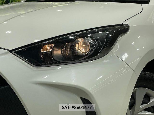 Toyota YARIS 2021-01 8747131-11