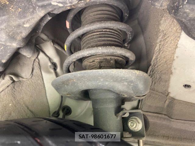 Toyota YARIS 2021-01 8747131-19