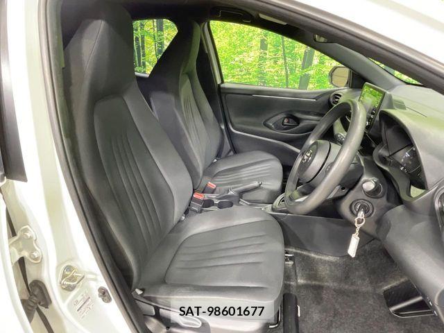 Toyota YARIS 2021-01 8747131-7