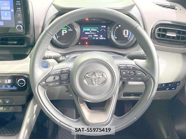 Toyota YARIS 2023-08 8747125-10