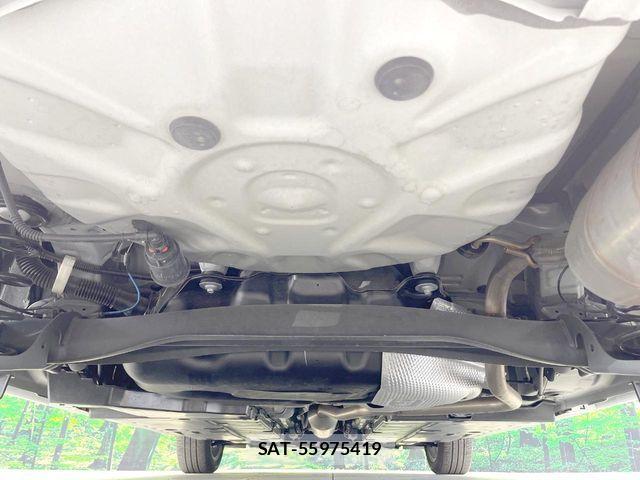 Toyota YARIS 2023-08 8747125-18