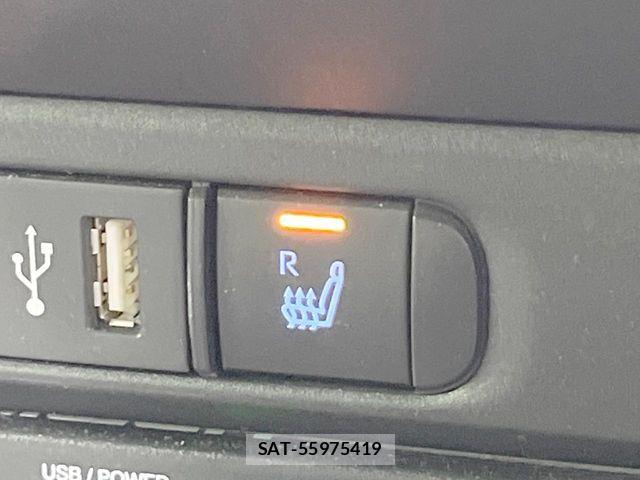 Toyota YARIS 2023-08 8747125-5