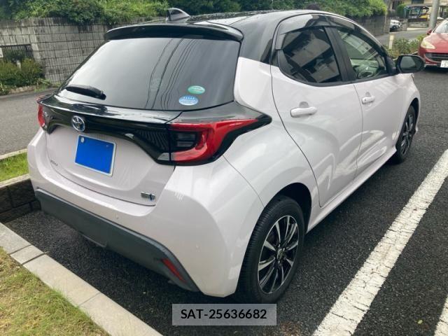 Toyota YARIS 2020-09 8747128-1