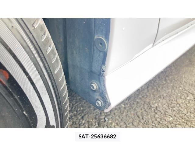 Toyota YARIS 2020-09 8747128-28