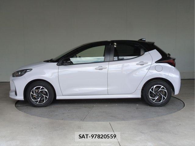 Toyota YARIS 2020-05 8747133-20