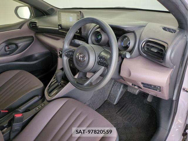 Toyota YARIS 2020-05 8747133-25