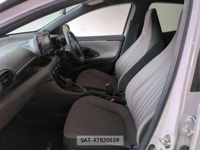 Toyota YARIS 2020-05 8747133-3