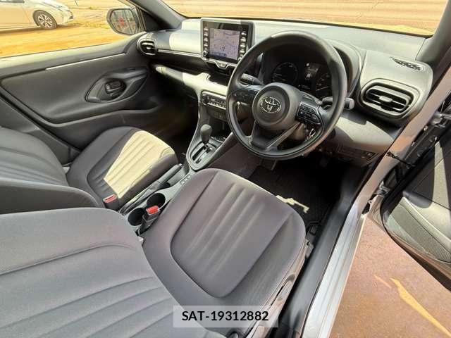 Toyota YARIS 2021-02 8832709-19