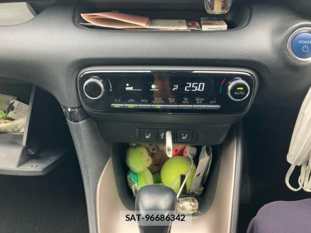 Toyota YARIS 2021-03 8832711-14