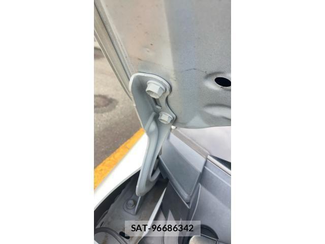 Toyota YARIS 2021-03 8832711-25