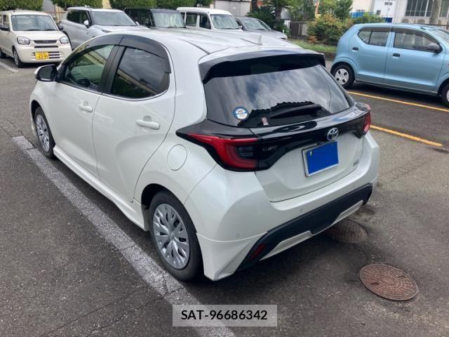 Toyota YARIS 2021-03 8832711-2