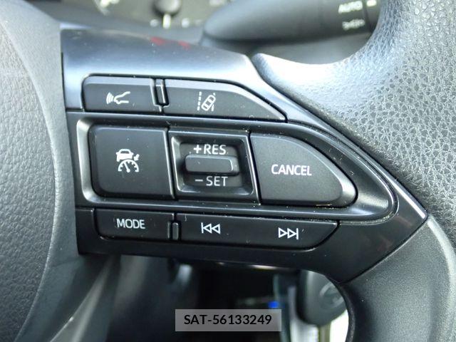 Toyota YARIS 2021-07 8832710-9