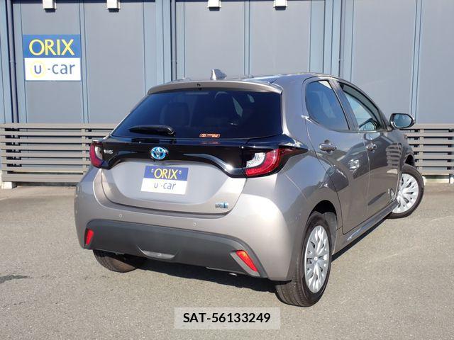 Toyota YARIS 2021-07 8832710-2