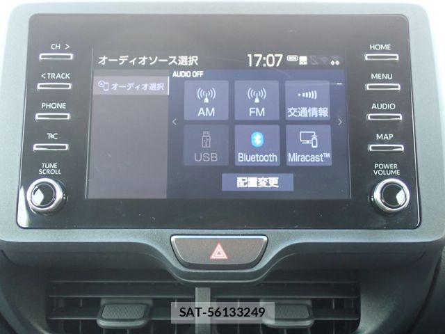 Toyota YARIS 2021-07 8832710-3