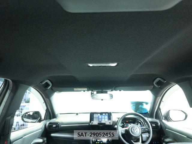 Toyota YARIS 2020-05 8851221-15