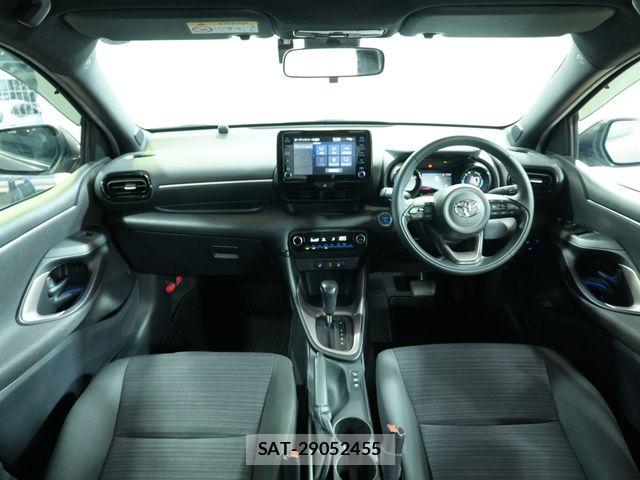 Toyota YARIS 2020-05 8851221-1