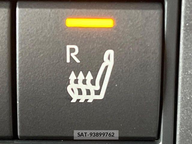 Toyota YARIS 2024-12 8851222-6