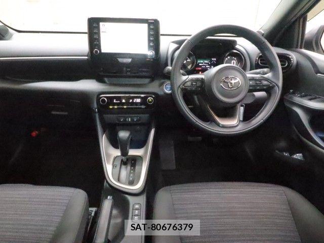Toyota YARIS 2021-01 8883170-2