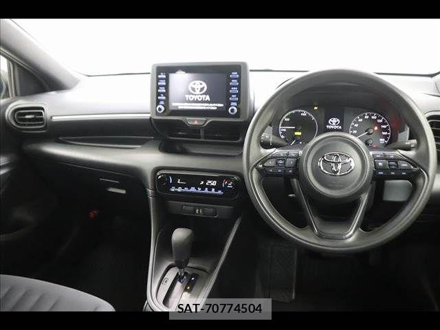 Toyota YARIS 2023-08 8883169-1