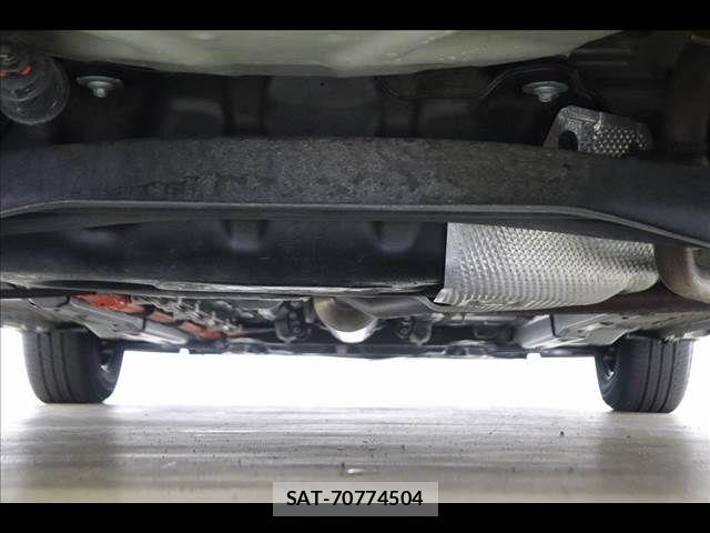 Toyota YARIS 2023-08 8883169-25