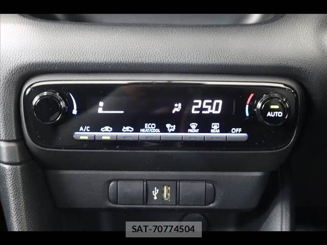 Toyota YARIS 2023-08 8883169-6