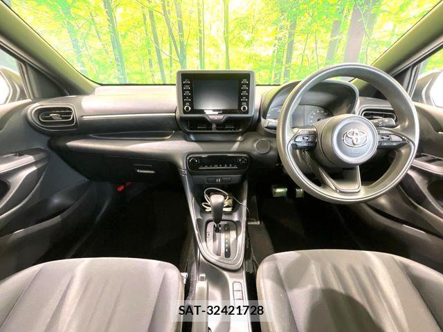 Toyota YARIS 2021-08 8883171-1