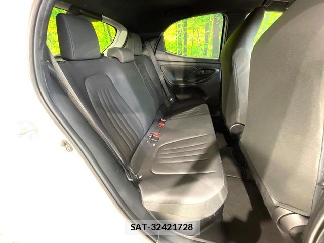 Toyota YARIS 2021-08 8883171-8
