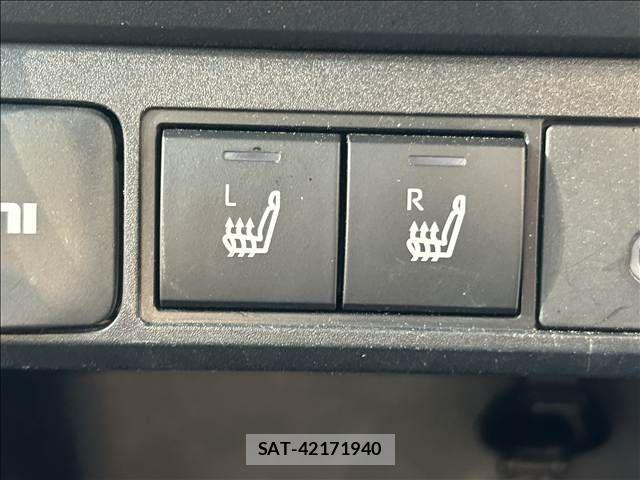 Toyota YARIS 2024-06 8883168-20