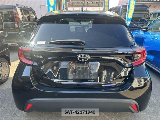 Toyota YARIS 2024-06 8883168-2