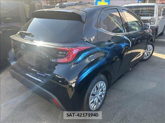 Toyota YARIS 2024-06 8883168-3