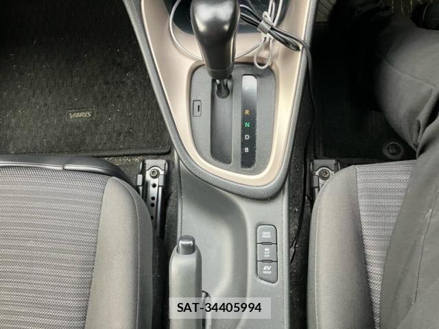Toyota YARIS 2020-08 8883174-13